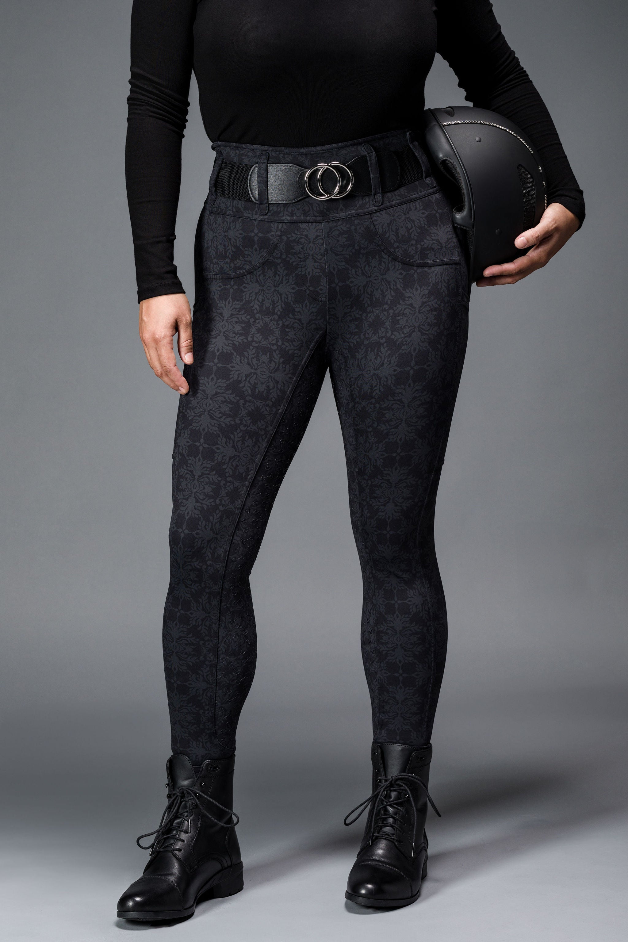 Athletic Breech - Black Damask