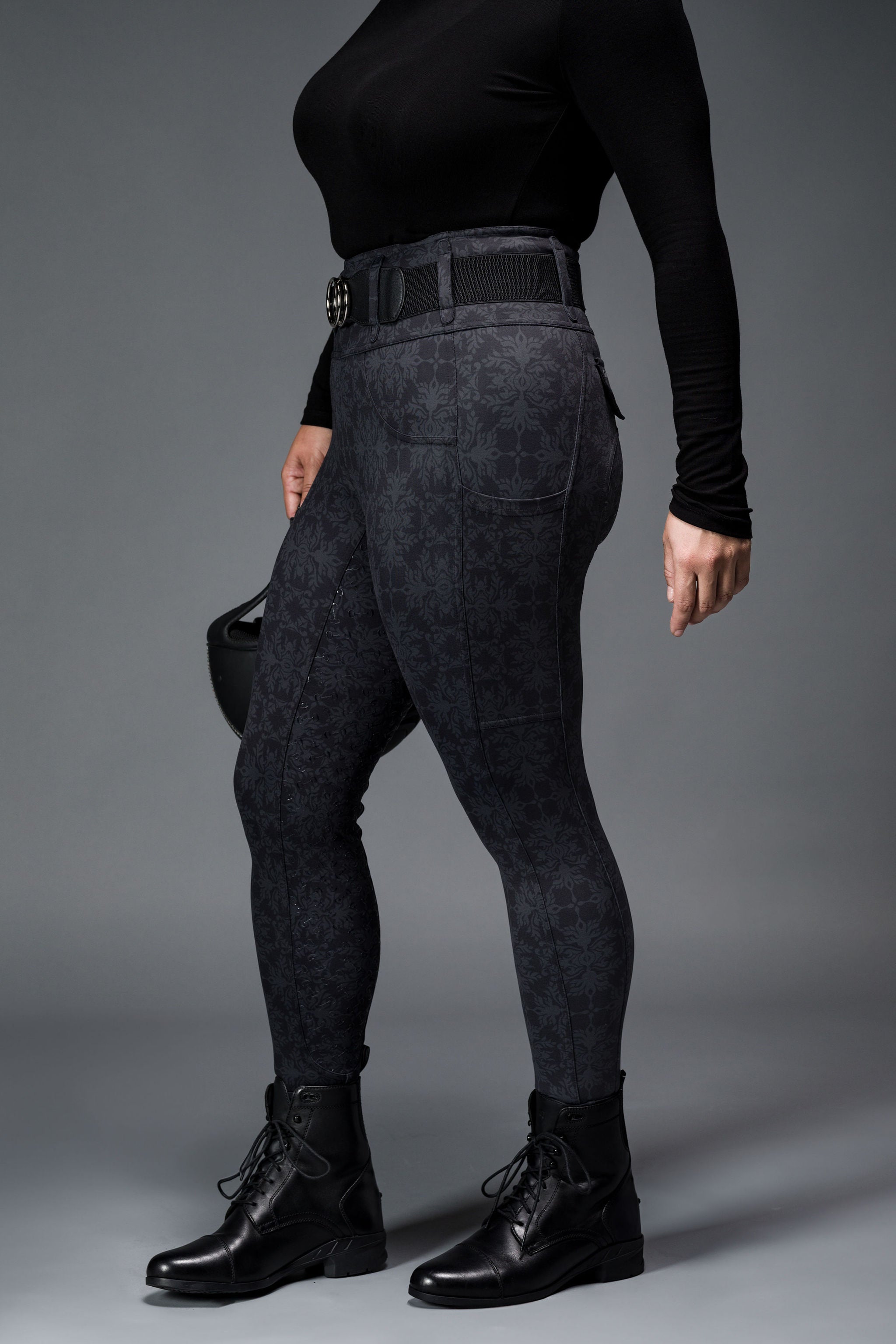 Athletic Breech - Black Damask