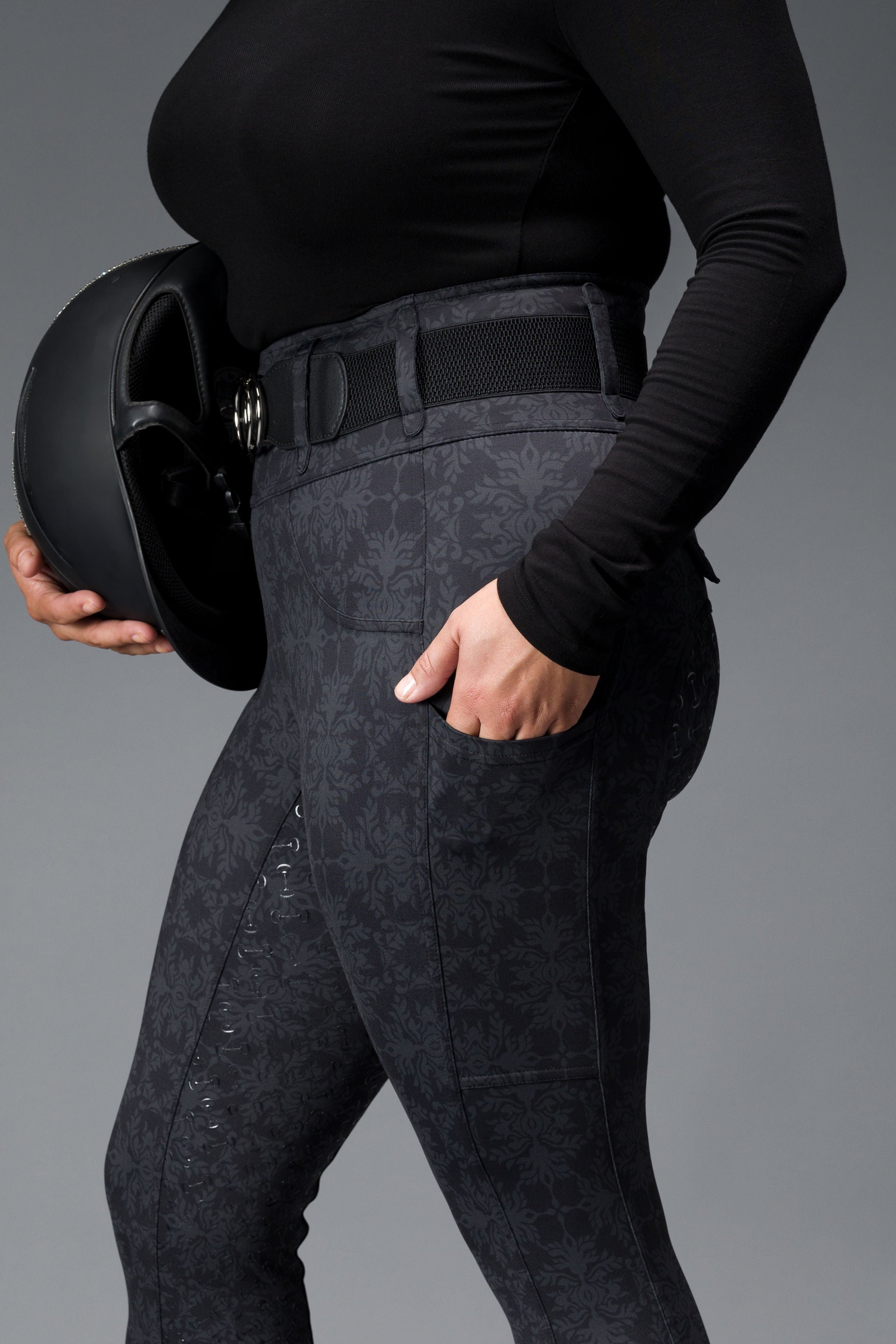 Athletic Breech - Black Damask